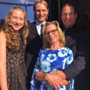 Meet your Posher, Cindy